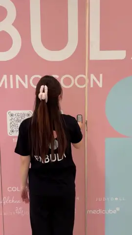 It’s our Grand Opening at Belmont Forum this weekend! 😍🎉 Join us on 01 & 02 November as we celebrate Fabula’s Grand Opening — a two-day event filled with smiles, surprises, and beautiful finds ✨ Here’s what’s waiting for you: 💖 15% OFF storewide (Belmont store only) 🎁 Gachapon prizes with every $100+ spend 🛍️ A free goodie bag for the first 100 customers (get in early) We can’t wait to celebrate this new chapter with you, see you there! ✨ 📌 T&Cs apply #fabula #koreanskincare #asianbeauty #cosmetics #perth #kbeauty #shopping #perthwa #belmont #grandopening