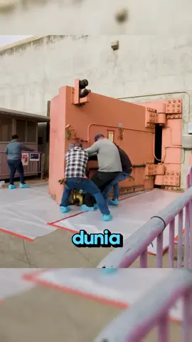 Ini Dia 😳 Pintu Paling Berat di Dunia 🚪💪 Tapi Kenapa Sih Pintu Ini Dibuat? 🤔 #fyp #foryou #foryoupage #door #knowledge #knowledgesharing #antonioarsy 