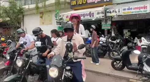 សុទ្ធតែidol🥰❤️#motorrent #cambodiasiemreap #viral #fyp 