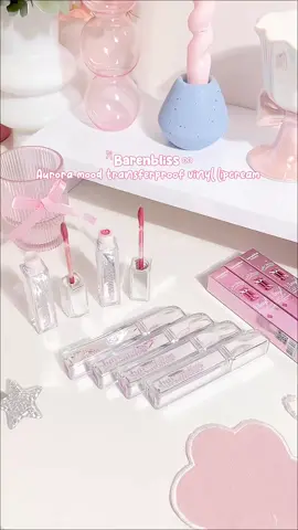akhirnya barenbliss punya lip vinyl 💖 shade nya cantik-cantik semua! super love ˗ˋˏ ♡ ˎˊ˗ #barenbliss #lipvinyl #lippies #glossylips #cutemakeup 