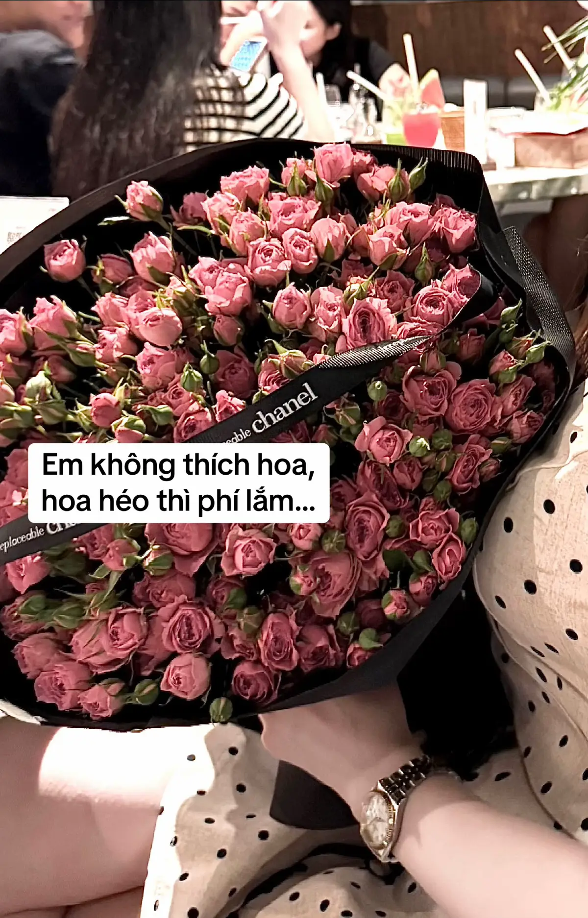 Em không thích hoa…