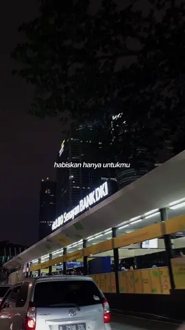 selina tolong bilangin ke mamah ya, ga gini juga kalo buat lagu 😭🏳️🥀 #mahalini #ingatingatlagi 