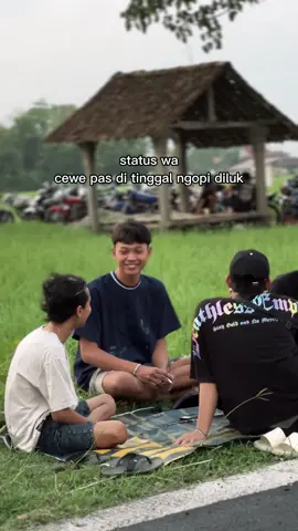 tak tinggal ngopi diluk  #madiun24jam #kopikelilingwediudan #kopinyeni #kopisore 