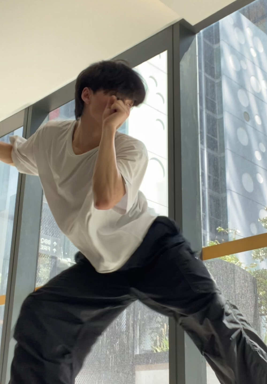 put @TYLA in chanel 😮‍💨 dc @kipittok #chanel #tyla #dance #fyp #trend 