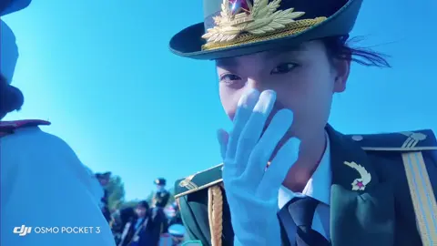 #唐人恋曲 #ĐườngNhânLuyếnKhúc  借问天上宫阙 不知重逢何年月 xin hỏi cung điện trên trời, không biết khi nào mới gặp lại... 