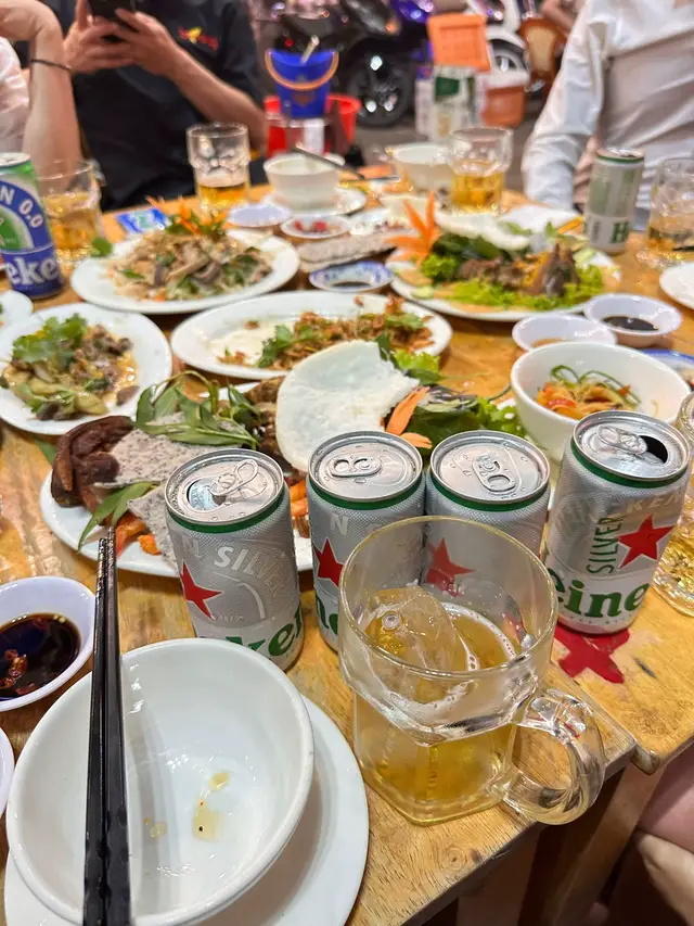 Phải thật nhớ, cái ngày tháng khó khăn . Cuộc đời nó tệ còn con người họ đối xử tồi với mình như thể nào...!