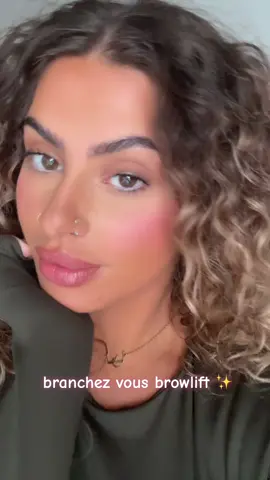 Realised by @StudioByRez ✨👀 #browlift #avantapres #viral #fyp #eyes 