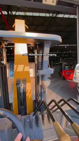 ngetotne pae #CapCut #fypシ゚ #operatorforklift #operatormudapunyacerita #kawasanindustriterpadubatang 