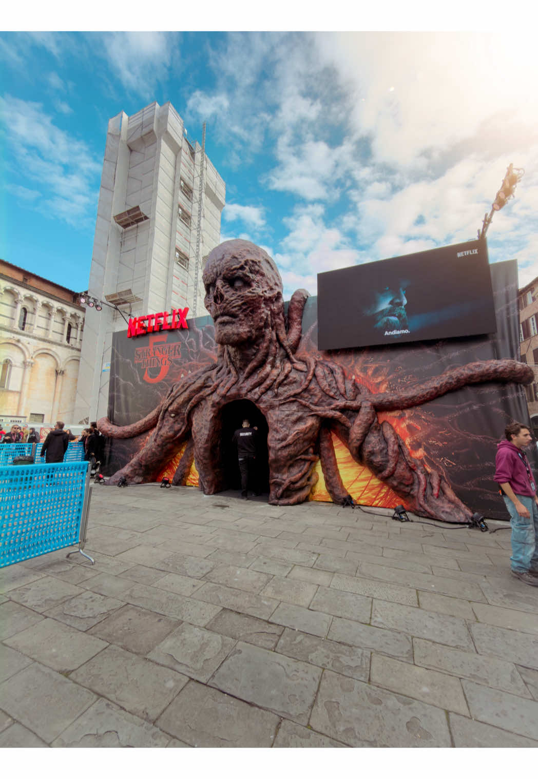 Un ultima avventura nel sottosopra 📼 @Netflix Italia @LuccaComics&Games  . . #luccacomics #strangerthings #netflixitalia #strangerthings5 