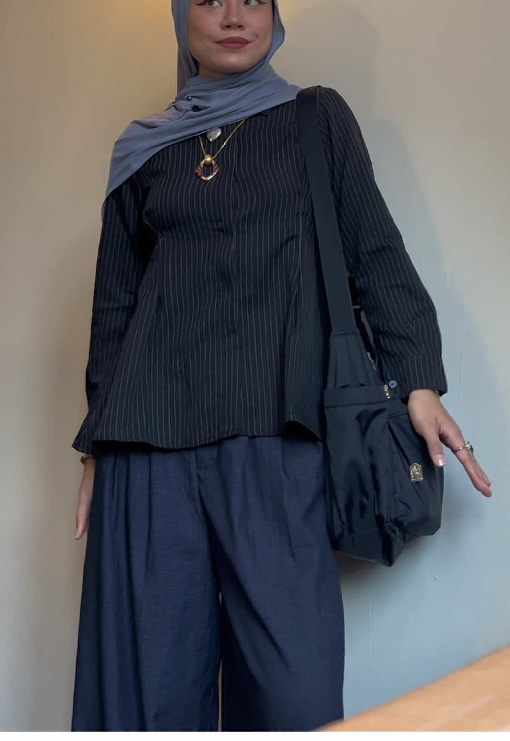 rare fit check but been exploring new styles lately!!! #modestfashion #hijabers #revert #muslimtiktok #fashiontiktok 