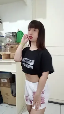 Yes I'm bloated lang me no buntis 😡 Hindi po ate!#fypシ゚ #fyp #🌟𝙼𝚈𝚁𝙰 