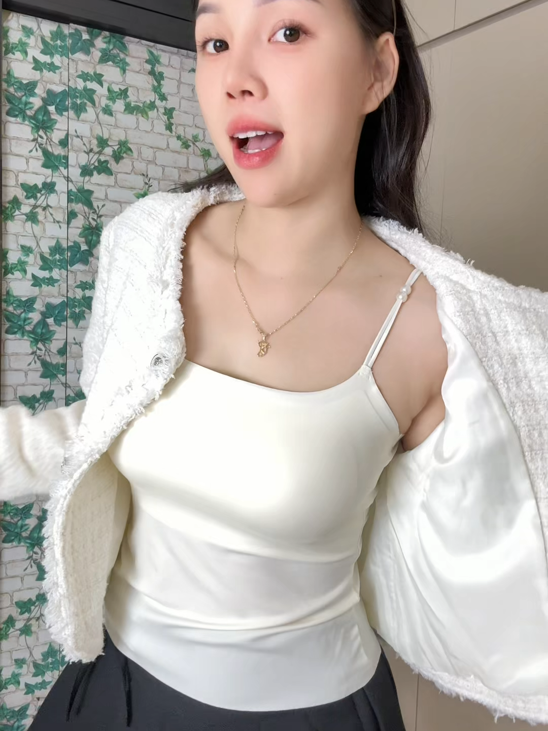 Áo 2 dây đủ combo sẵn đệm mút, che mỡ néc, nâng đẩy v1, ôm trọn body cho nàng thỏa sức mix match nè #santonyunderwear #santony5602