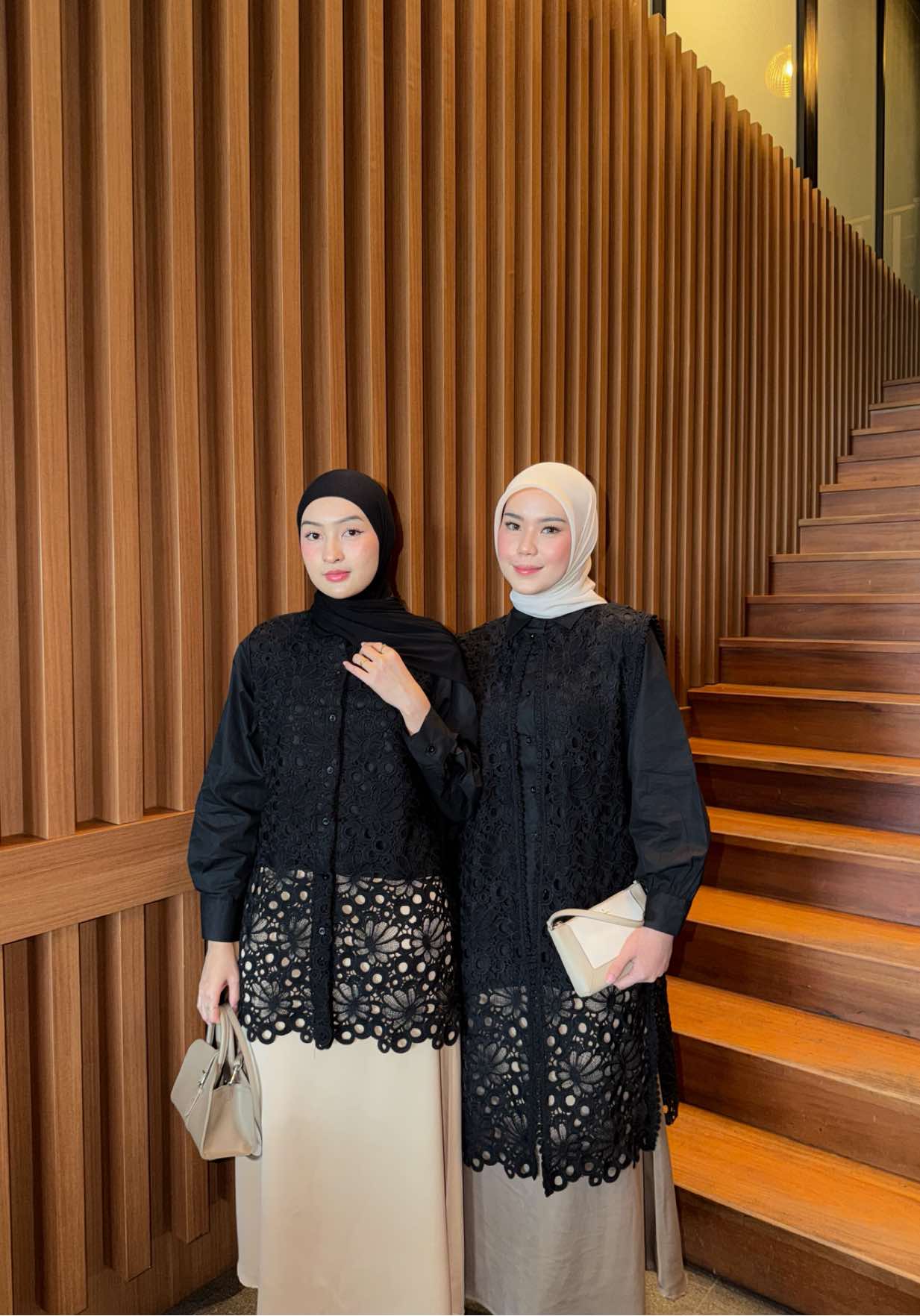 Launa vol 2 black x kinar 13 black #enaraoutfit #rekomendasioutfit #belanjaditiktok #outfitideas #ootdhijab 