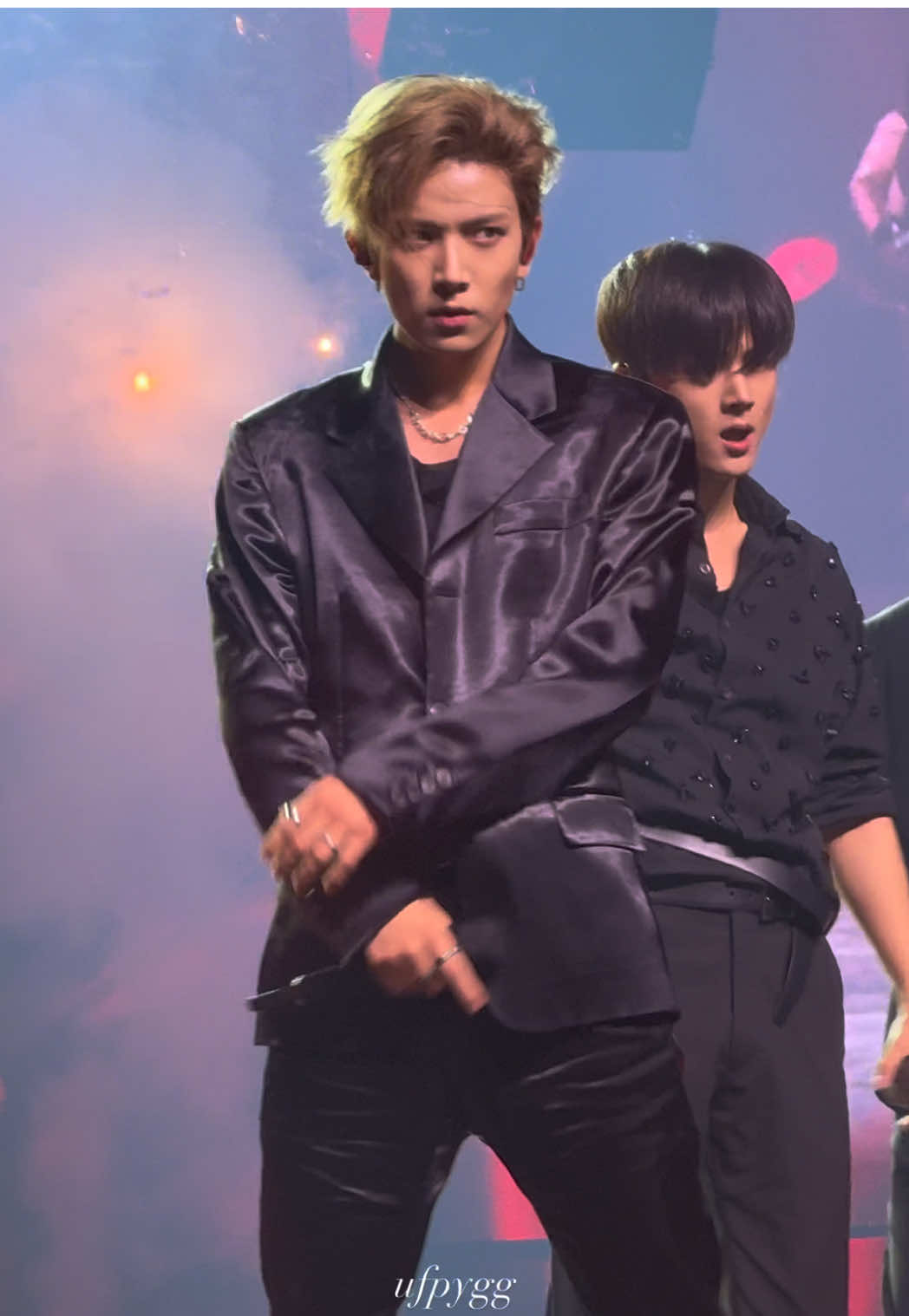 251026 Walk the line final — Outside Heeseung focus #enhypen #heeseung #이희승 #희승 #walktheline_in_seoul 