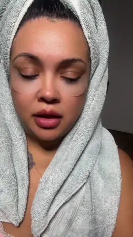 Peter Thomas Roth travel set #hyluronicacid #moisturizer #asmrsounds #asmr #tiktokshop 