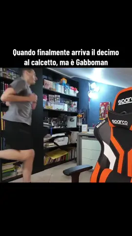 E qua la situazione cambia #gabbomancalcio #calcettoebestemmie @Gabboman 