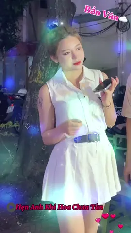 Hẹn gặp lại anh lúc hoa chưa tàn, dòng người chưa tan❤️🥰 #baovan_deyy05 #baovan #tiktokgiaitri #henanhkhihoachuatan #phuctho_95 