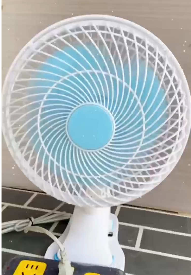 Portable Shaking Head Three Blade Folding Grow Tent Mini Table Clip Fan With Oscillating Clip Table Clip Fan#goodthing #fyp #foryou #tiktopshop 