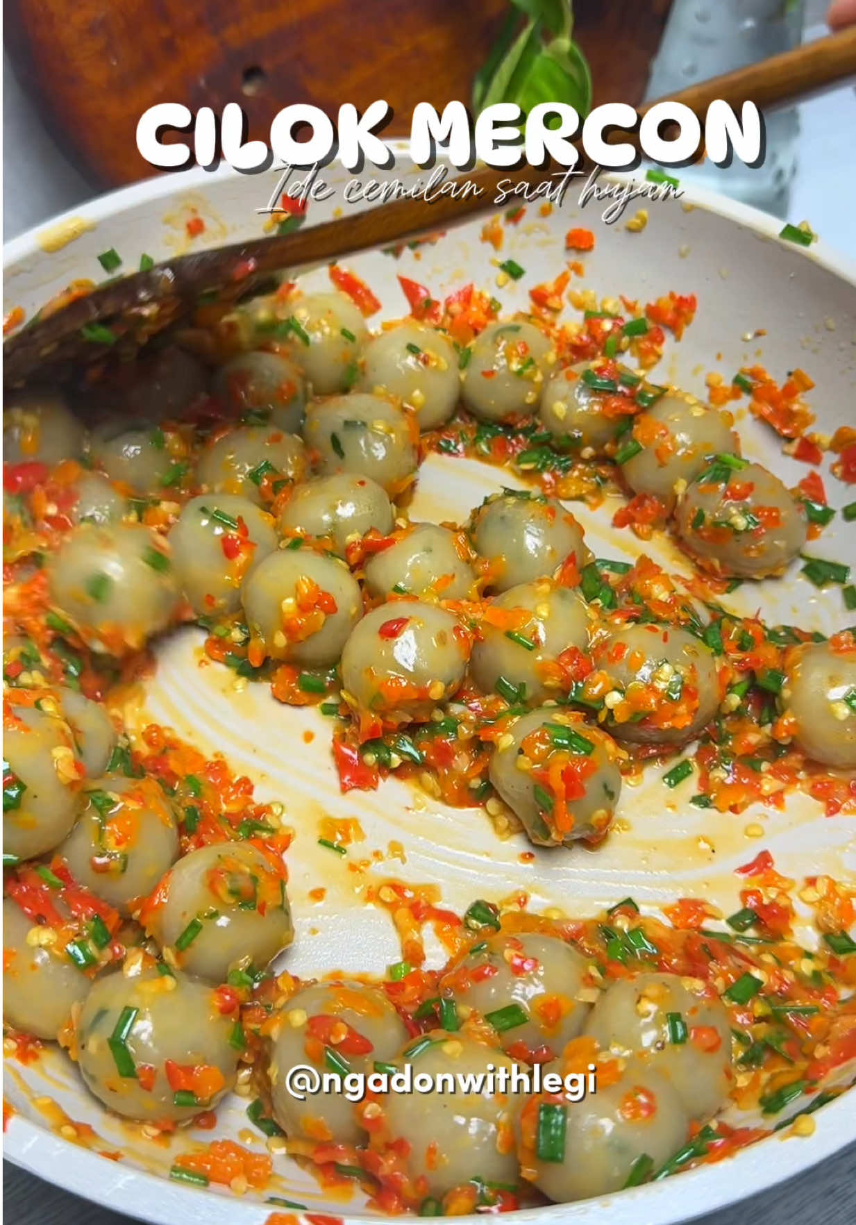 Resep cilok mercon cocok banget jadi ide cemilan saat hujan #cilok #cilokmercon #cilokpedas #idecemilan #resepsimple 