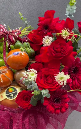 Chiếc giỏ màu đỏ khách yêu đặt mang đến chơi nhà Người Yêu ạ ❤️😍😊🥰🍀 - Địa Chỉ Cửa Hàng tại Hà Nội. 📍Cs1 : Số 45 Ngõ 43 - Đường Cổ Nhuế - Bắc Từ Liêm - Hà Nội. 📍Cs2 : Số 137 Đốc Ngữ - Liễu Giai - Ba Đình - Hà Nội. 📍Cs3 : Số 01S01 - R1-03 , The Zenpark , Vinhomes Oceanpark, Gia Lâm, Hà Nội. ------------------- MUA HÀNG TẠI NGUYỄN LỆ FRUITS luôn đảm bảo: * Hàng hoa quả chất lượng, tươi mới * Bảo hành hàng trong vòng 24h, hỗ trợ 1 đổi 1 * Được kiểm tra trước khi nhận * Đa dạng hình thức thanh toán cho bạn lựa chọn #NguyenLefruits #Traicaynhapkhau #hoaquả #lophocgiotraicay #daotaohocvien 