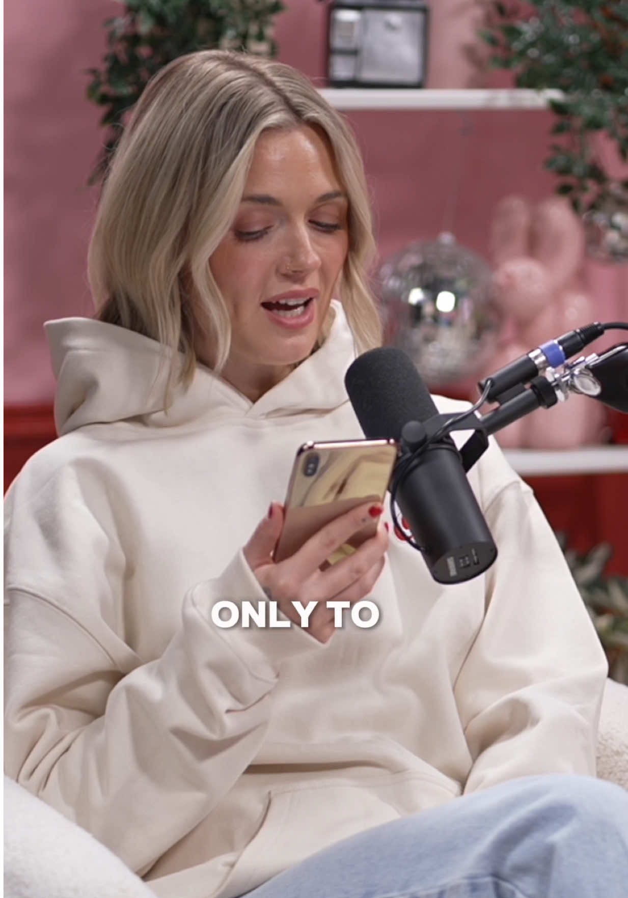 He’s not even trying to make an excuse?! #dilemma #confessions #podcast #girlhood #podcastclips #glasgow #relationships #dating @Ash Reid @Lauren Fairbairn @Eilidh Wells 