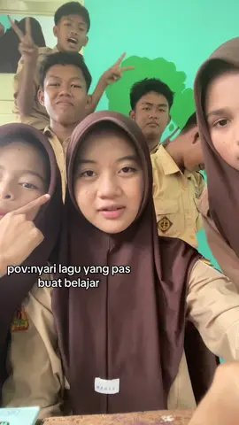 @Tukkk🎀 @Pranzzz @2%🫀 @Indira @Haikal🎭 @1LH4M§🌪️ @SVW @‍' @‍່ @cenahhh #trending #fyppp