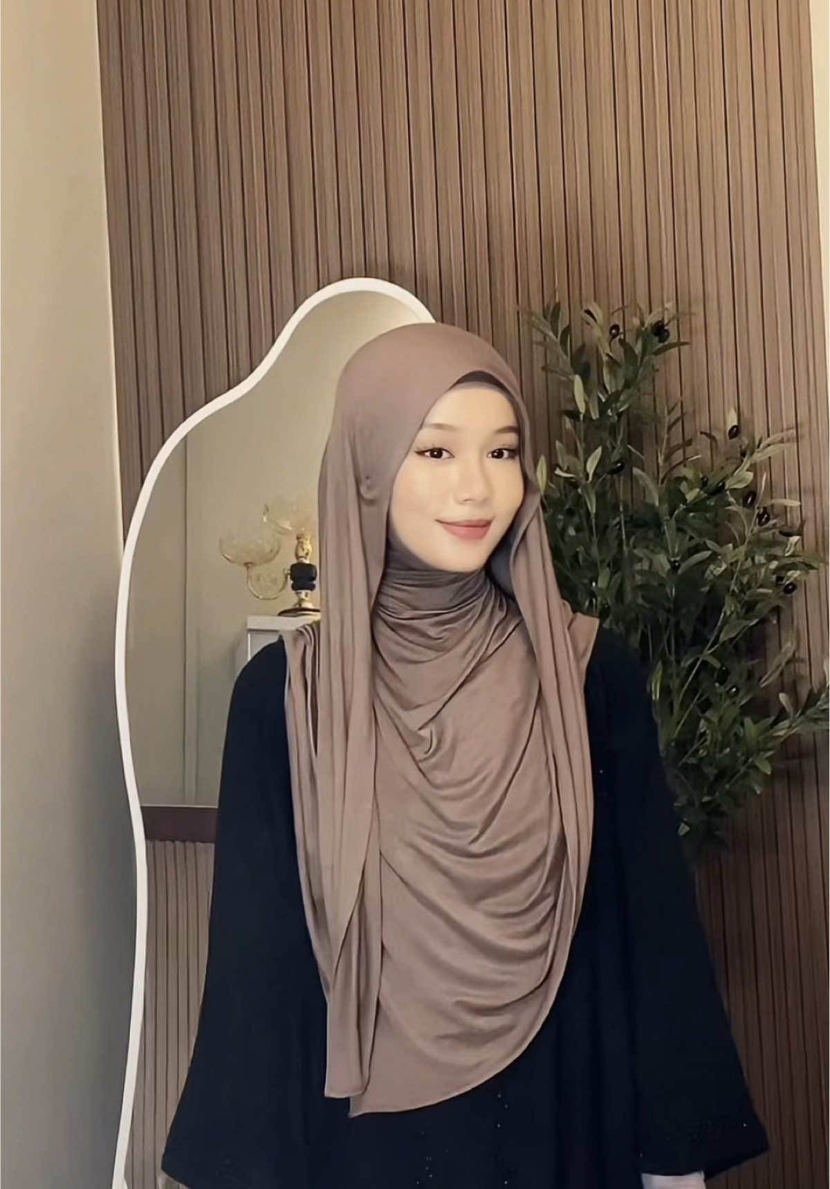 As requested dalam live hehe 🌷 Labuh depan belakang boleh adjust ikut keselesaan oki #shawltutorial #shawltutoriallabuh 
