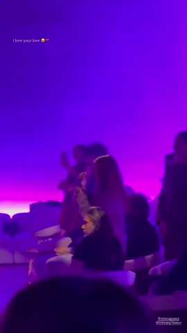 @Selena Gomez @benny blanco dancing to @laufey together at the Rare Impact Benefit Fund ❤️ @Rare Beauty #selenagomez #bennyblanco #foryou #trending #fyp