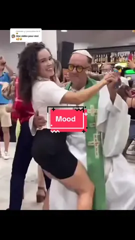 Réponse à @Kl😎 mood pour toujours ☝️😊 #danse #dansechallenge #mood #pourtoii #drole 