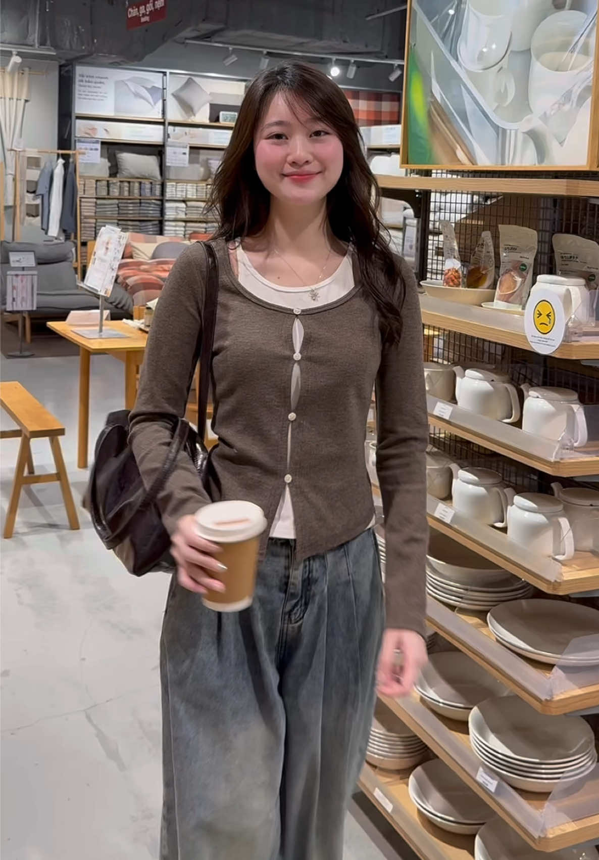 Sao mùa lạnh tui lại mê tone nâu trầm nè zị 🥹😙 #xuhuong #susstore2020 #susstore #viral #xuhuongtiktok 