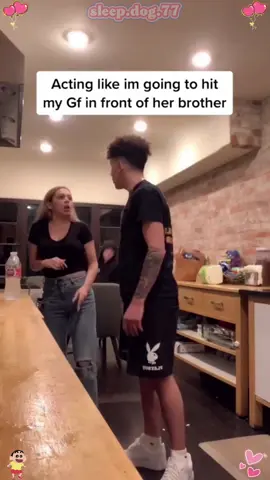 They say if you pretend to jump at your girl and she flinches, you’re an abusive BF #latina #couplecomedy #español #couplegoals #lebanese