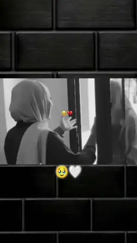 شكثر مشتاق لو تدري.🥹💔💋. . . . . . .#منشن_البست_فرند👭🔐 #صديقتي_توام_روحي🥺🦥 #صديقتي_توام_روحي🦋💕يـ؏ـُمري #يعمريييييي🥺🤍 