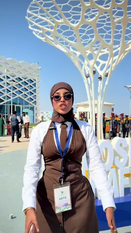 Waku faraxsanhy 25sano kadib Somalia o cagaheeda ku tagan o xuseyso meshii nagala so dhisay ❤️#malapomuuqdheer #dalxureeye 