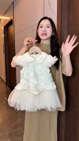 Váy thiết kế sang có sz mẹ và bé #thoitrangtreem #memykytinh #vaythietke #vaycongchua #vaydutiec 