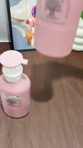 Cặp dầu gội Biotin Collagen Hồng gội siu thơm, như nước hoa #capdaugoivadauxa #daugoi #daugoibiotincollagen #thanhhoai22003 #xuhuong 