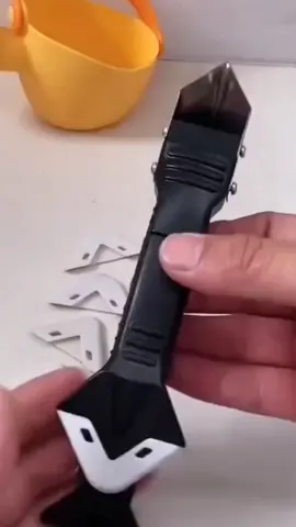 Trợ thủ đắc lực cho anh em đây! Bộ dụng cụ 3 trong 1: cạo keo cũ, cắt keo thừa, miết keo mới. 5 đầu miết silicon cho đường keo đẹp như chuyên gia. Anh em thợ, anh em tự sửa nhà không thể thiếu! #dungcumietsilicon #mietkeo #cha ron #dungcuxaydung #giadungthongminh 