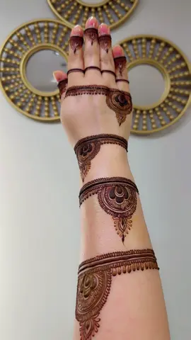 #Hindi and Arabic unique design #mehndi design #Maria heena and beauty salon 