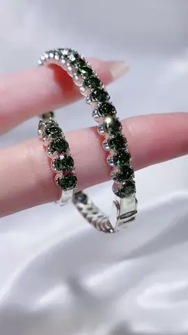 ❗️Lắc Tennis Moissanite xanh lá❗️ ☎️📞: Ｄｉａｍｏｎｄ Ｂｏｙｚ 💸