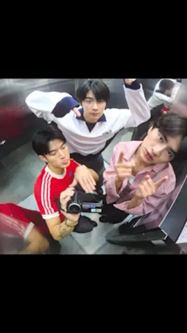 รักคือ _____ จงเติมคำในช่องว่าง  VVV - รักคือ (Love is?) [Re-Produced]  Original by Monotone Gift  check it out on YT: VVV  ❓ https://youtu.be/YJi8dmzHIXw #VVV_TRIPLEV #JUNIOR_VVV  #JEEWATH_VVV #JANUS_VVV  #WHOOPMusic 