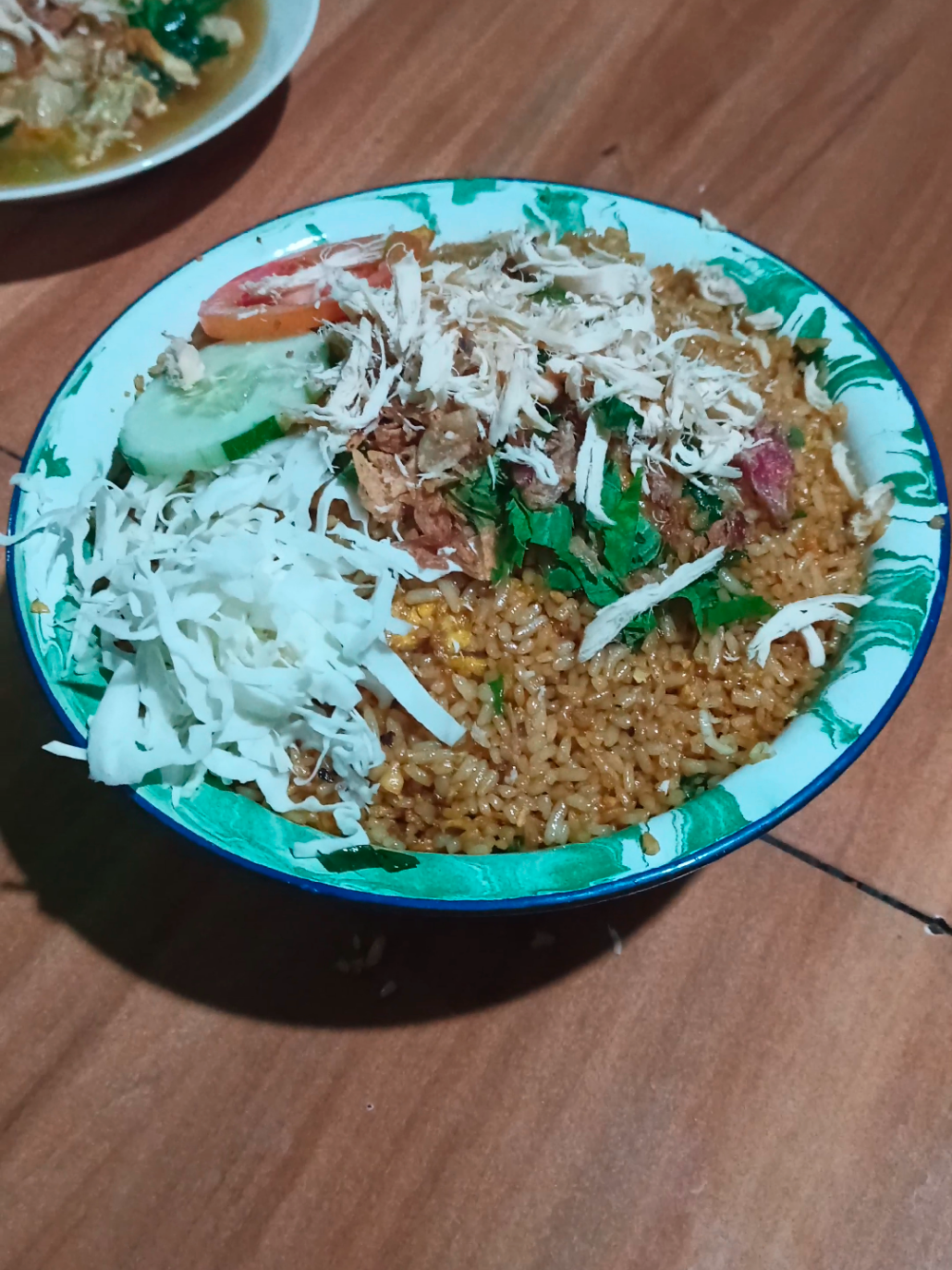 Sego Goreng Baskom🔥 Kiro2 bar macul,nleser,ngedonke wedi sak trek hayyoh gage mampir WPM.😇 #kulinerkaranganyar #wpm #fyp #segogorengbaskom #karanganyar24jam 