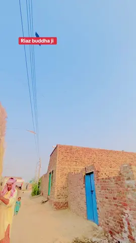 Riaz buddha #riazbuddha2 #newaccountuk #oldpunjabisong #inayathussianbhatt #madamnoorjan @Raiz Buddha 