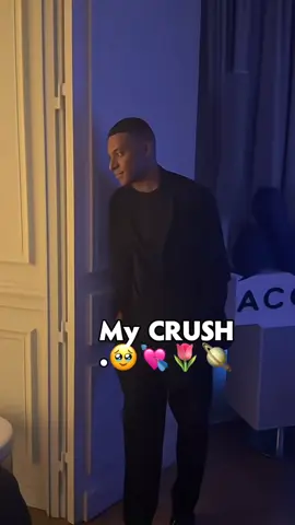 Gacmuhu kama  dalaan iney video Ku sameyan kykyky🥹♾️🤍🌷#mbappe #fypp #viral #chaceyl😭❤️ #views 