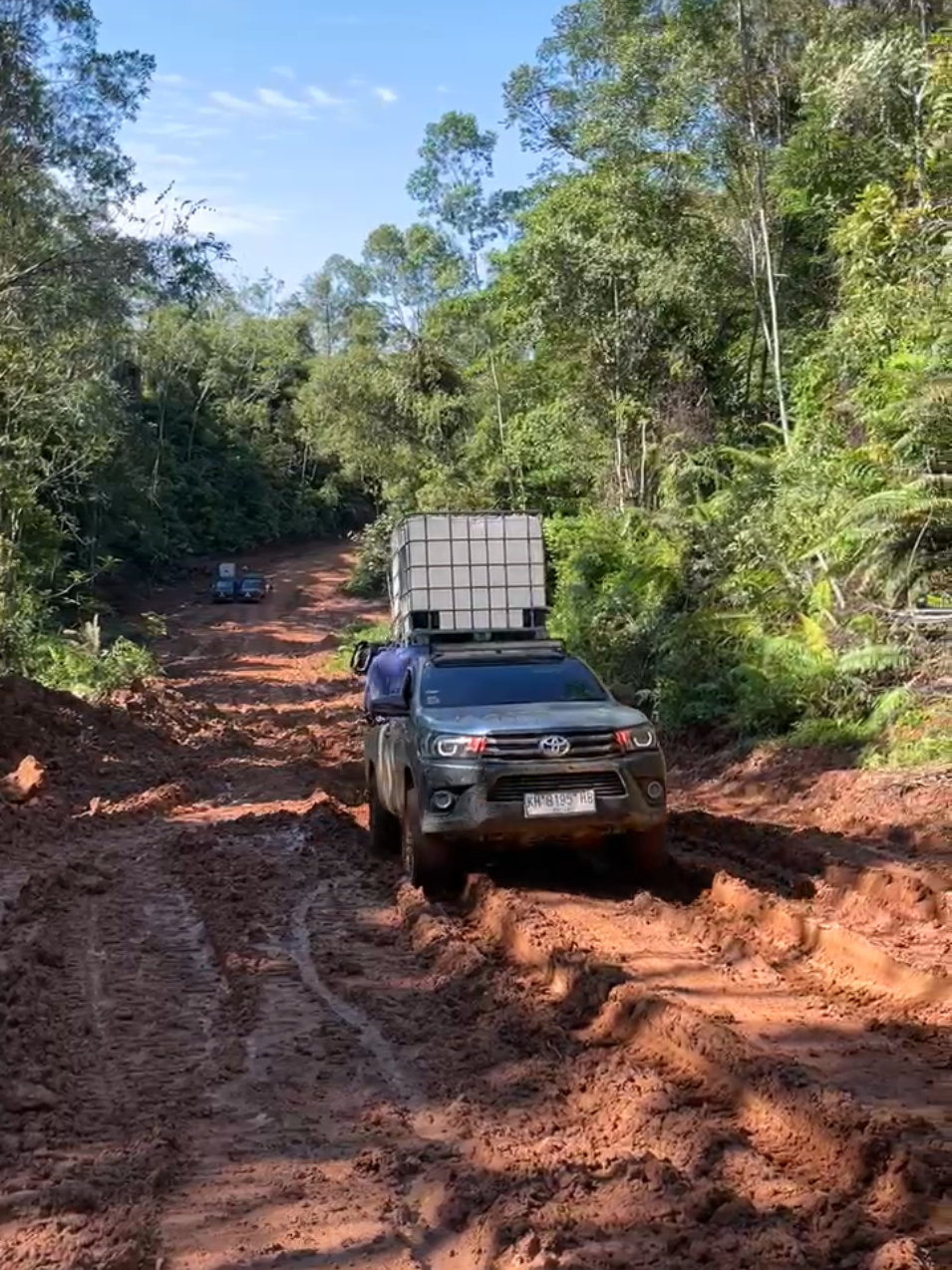 #kurirsolar #pasukantembuspagi #stelankuli #hilux4x4 