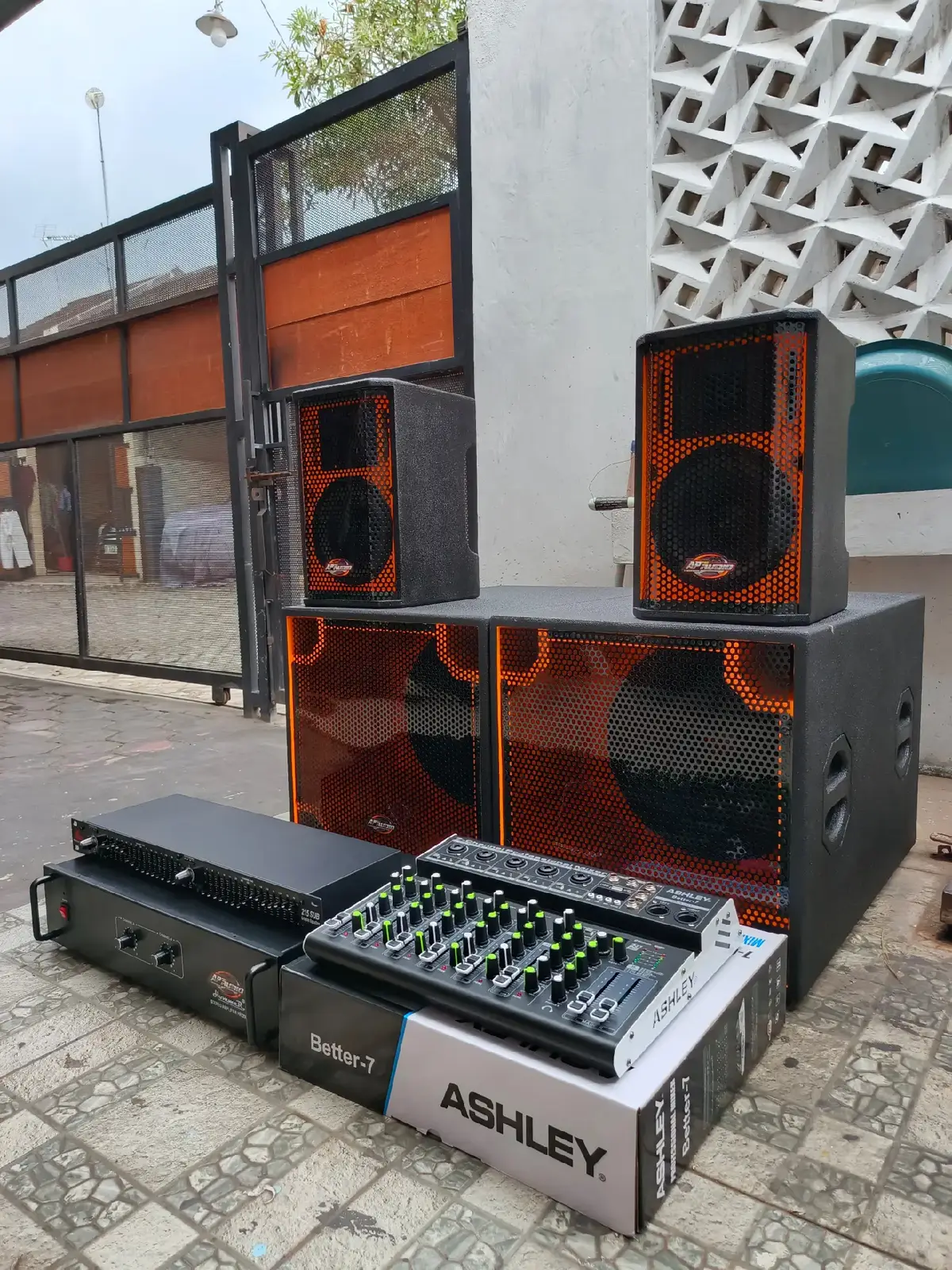 PAKET SOUND SYSTEM MINIATUR 12IN SIAP BUNYI  HARGA 5JT MINAT 085370004580 SPEK :  SUB PLANAR BREWOG SINGLE 12*2 (ACR PRO) MIDDLE ARRAY 6IN X2 (ACR) MIXER ASHLEY 6CH EQUALIZER  POWER 2CH SMPS 10A SET KABEL INPUT OUTPUT SET KABEL SPIKON #boxsoundsystem #poweramplifier #soundminiaturmurah #horeg #soundsystemrumahan #soundkamar #soundkamaran #soundfyp #fypシ゚viral #soundmusic #soudminiatur #brewog_audio #speakeraktif #poweramplifierrakitan #ASHLEY #soundfypシ #SOUNDHOREG #soundhoregjawatimur #soundhalal #