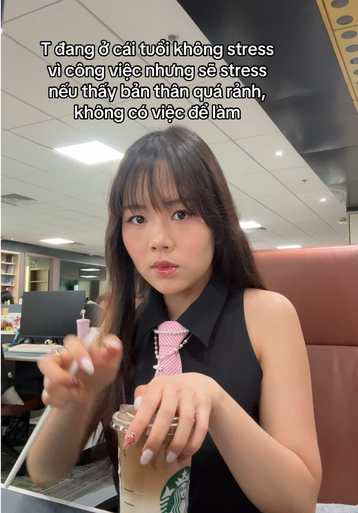 Đi làm khum stressed, khum có biệc để làm mới stressed các mom ạ #meomaylanh #viral #dailyvlog #worklife #tiktokviral 