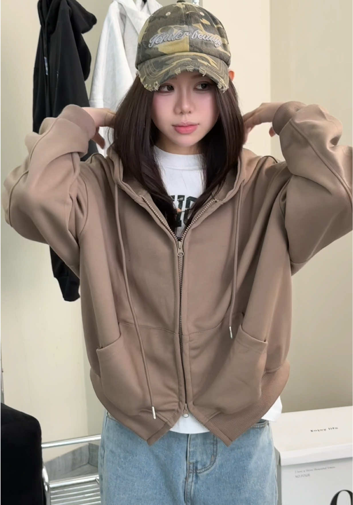 Dấu hiệu của 1 mùa đông sắp đến 😙#boxy #miuchoclub #aomuadong #aothunnam #aothununisex 