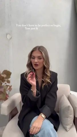 You don’t have to be perfect to begin, starting will always be the hardest part. But if you don’t start? You will forever be stuck in the position you’re in today. Truely ask yourself, is that something I want? Or am I just playing it safe? You are capable of creating the life YOU DESERVE!! 🤍 DM me “NOW” to gain some more info ✨ #onlinebusiness #entrepreneur #onlineincome #makemoneyonline #entrepreneurship 