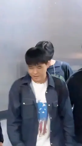 Anak semester akhir pulang ngampus😅 #DOHOON #도훈 @TWS 