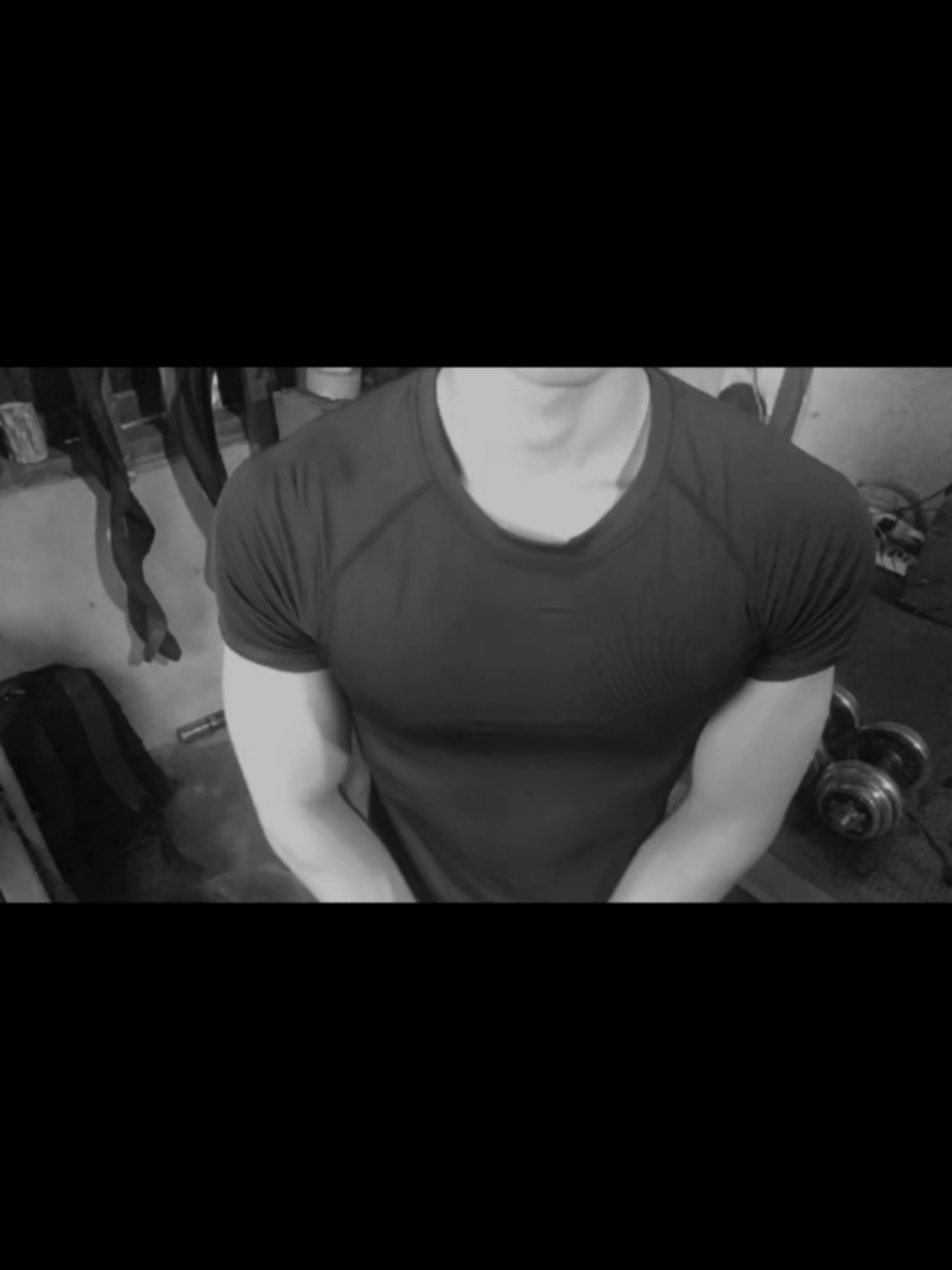 Just a little🤏     #fyp #foryou #homeworkout #ectomorfo #discipline 