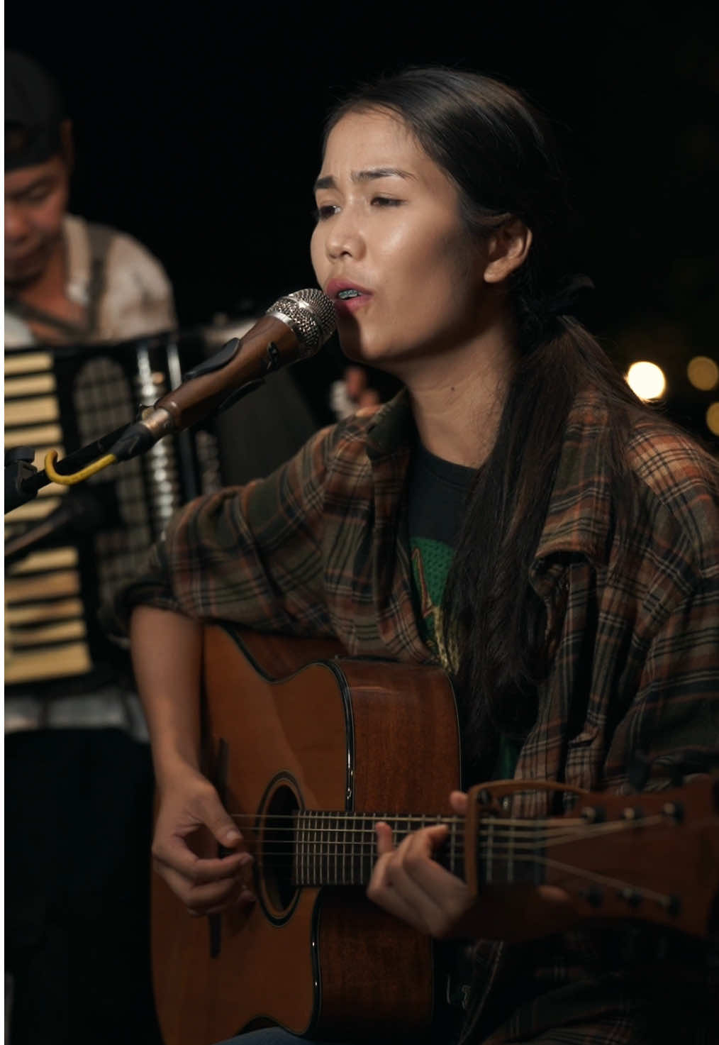 จงคืนกลับมา🤲🏿   #ขาดเธอขาดใจ ต้นฉบับ อ. #เฉลิมพลมาลาคํา #ปูเล่สวรรค์นา cover. #โฟล์คนำลำพร้อม #sawanna